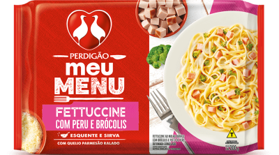 MASSA MEU MENU PERDIGÃO 300G FETTUCCINE COM PERU E BRÓCOLIS
