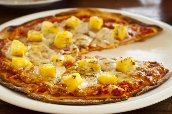 PIZZA TRADICIONAL ABACAXI S/ BORDA