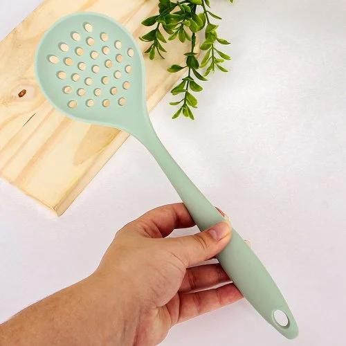 ESCUMADEIRA DE SILICONE INTEIRICO REF NX007