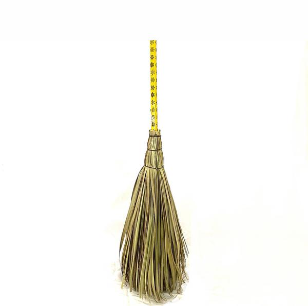 VASSOURA DE PALHA COQUEIRO