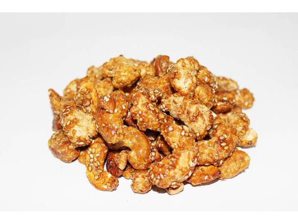 CASTANHA DE CAJU CARAM GERGELIM 100G