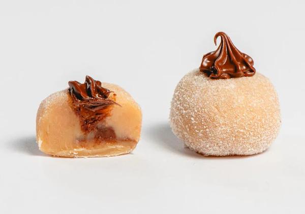 BRIGADEIRO NINHO COM NUTELLA