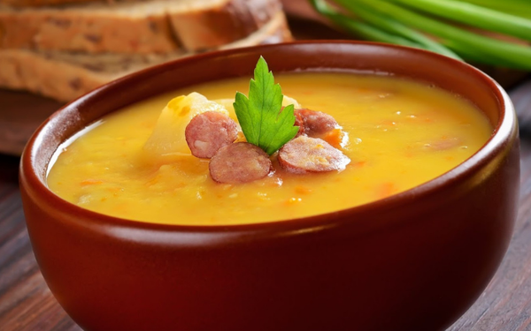CALDO DE MANDIOCA COM CALABRES