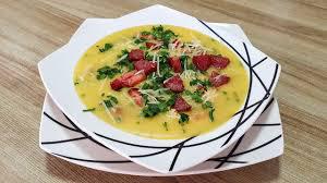 CALDO DE MANDIOQUINHA E CALABRESA