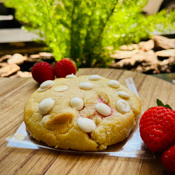 MEGA COOKIE NINHO MORANGO