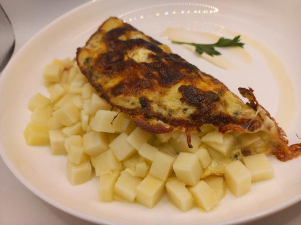 OMELETE PALMITO E MUSSARELA