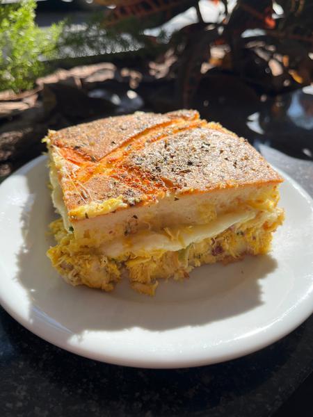 TORTA DE FRANGO C/CATUPIRY