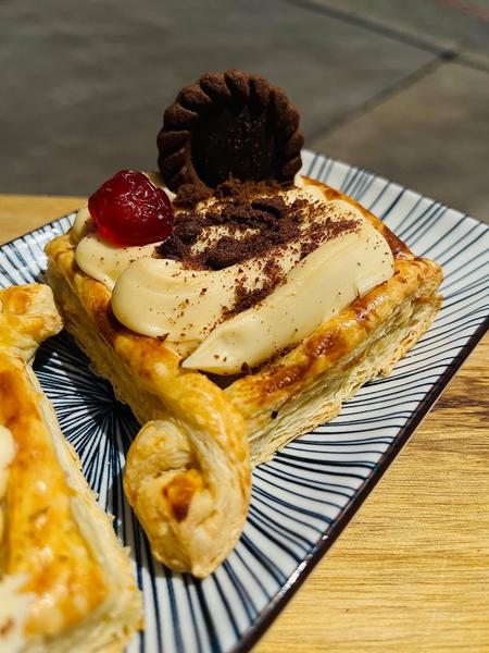 TORTINHA FOLHADA DE LEITE NINHO