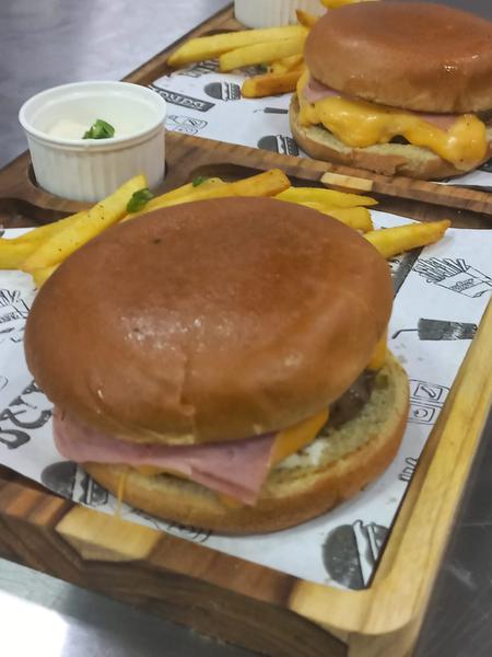 X-BURGUER