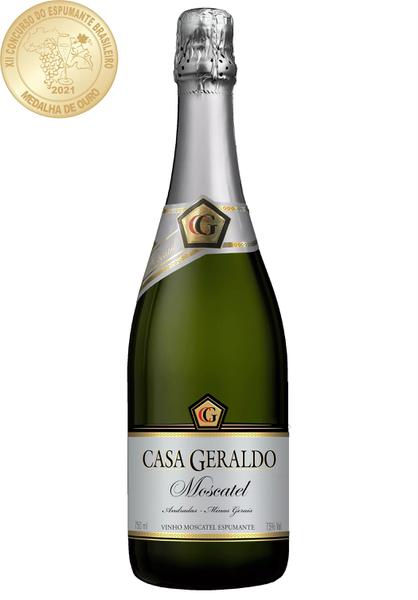 VINHO CASA GERALDO BRANCO MOSCATEL 750ML