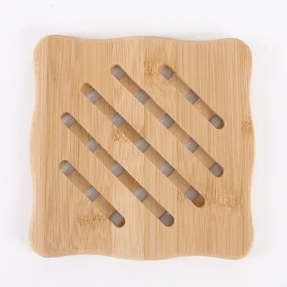 DESCANSO PANELA BAMBU QUADRADO 15CM X 15