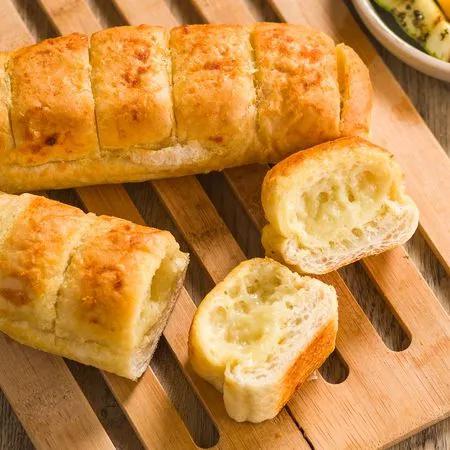 PAO DE ALHO DE COSTELA BOVINA