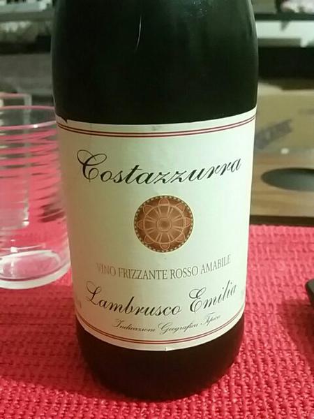 VINHO COSTAZZURRA LAMBRUSCO ROSSO EMILIA 750ML