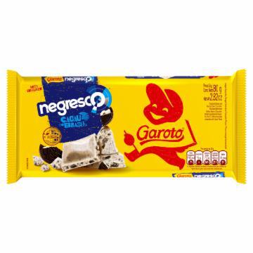 CHOCOLATE GAROTO BRANCO COM BISCOITO NEGRESCO 80G