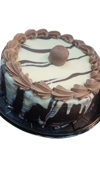 TORTA ESTRELA BOMBOM KG