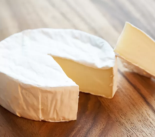 QJ TIROLEZ BRIE KG