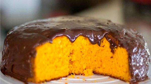 🍰 🥕  Bolo de Cenoura com Cobertura de Chocolate