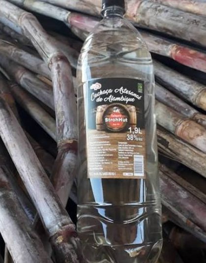 CACHACA STRORHUT PET 1,9L