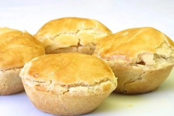EMPADA DE QUEIJO GRANDE JEITO CASEIRO KG