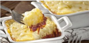 ESCONDIDINHO DE MACAXEIRA COM CARNE DE PATINHO DESFIADA