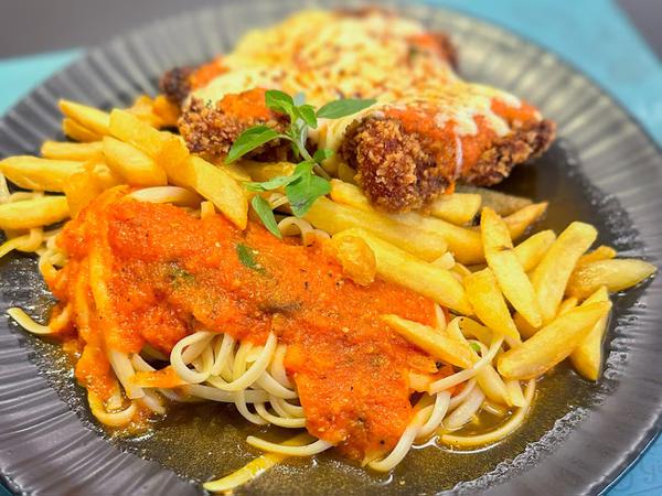 FRANGO PARMEGIANA