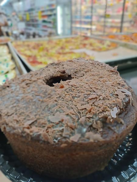 BOLO CREMOSO DE CHOCOLATE UN