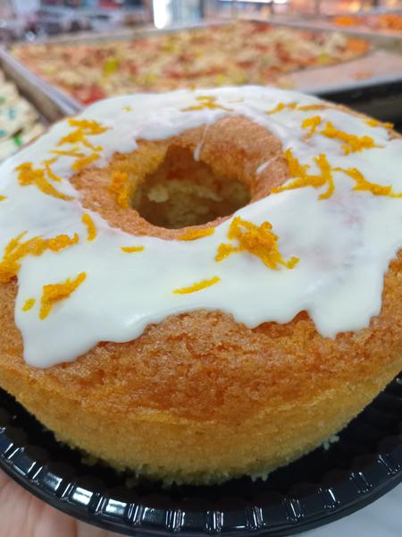 BOLO CREMOSO DE LARANJA UN