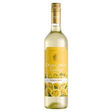 Bebida mista Casal garcia fruitzy morango 750ML