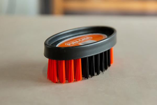 Escova P/ Roupa Puracasa Oval Plastico
