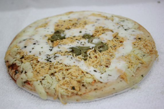 MINI PIZZA FRANGO CATUPIRY 150G CONGELADA