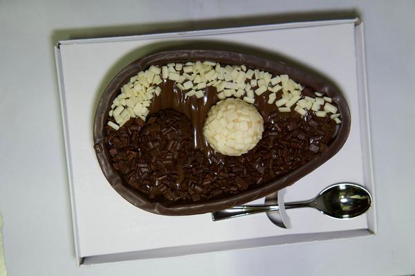 OVO DE PASCOA DOIS AMORES DA CASA 250G