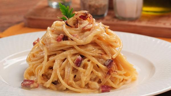 Espaguete à Carbonara