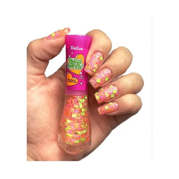 ESMALTE DAILUS TRAGO CONFETES COPO CHEIO
