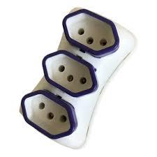 PLUG ADAPTADOR C/ 3 TOMADAS 2P+T 20A