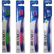 ESCOVA DENTAL BIANCO MEDIA 35