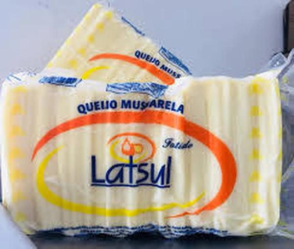 QUEIJO FAT MUSSARELA SELECAO/LATSUL KG
