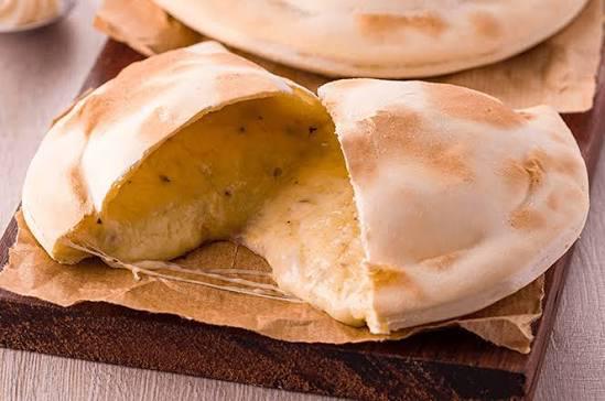 CALZONE 4 QUEIJOS UN
