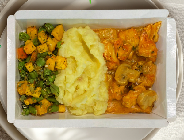 STROGONOFF DE FRANGO 320G NUTRE SAUDÁVEL