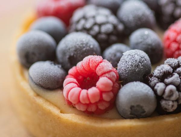 TORTA DE BAUNILHA COM BERRIES 95G ANLAFFE