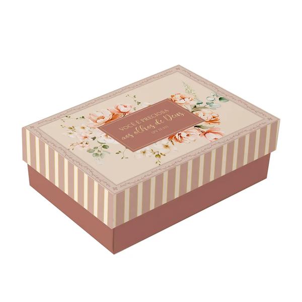 CAIXA RETANGULAR COM TAMPA PETIT PALAVRA VIVA 19,5X14,5X6,5CM M UN CROMUS