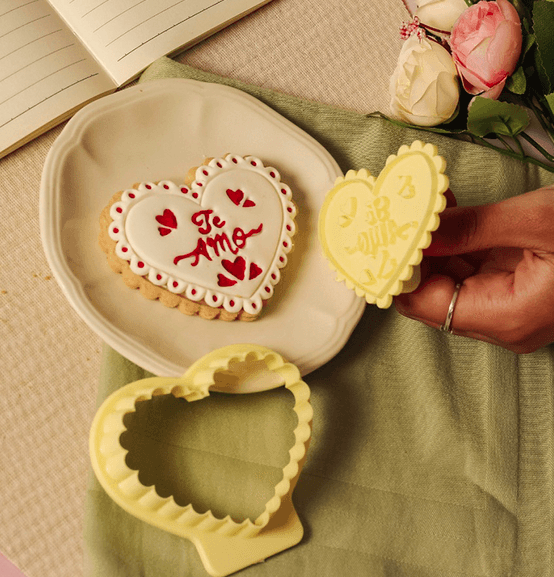 CORTADOR COM CARIMBO TE AMO 2UN BLUESTAR