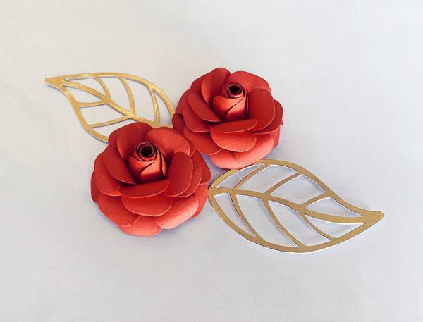 ROSA PEQUENA VERMELHA 2UN TOPO MANIA