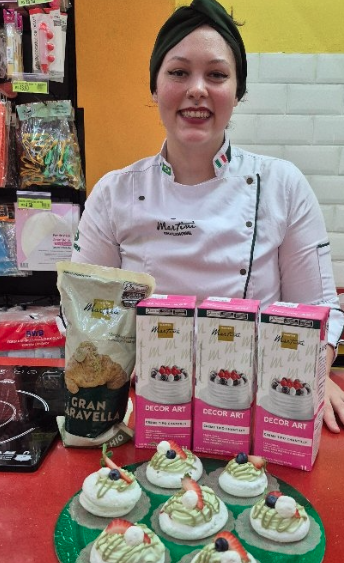 Pavlova de Pistache com Morango