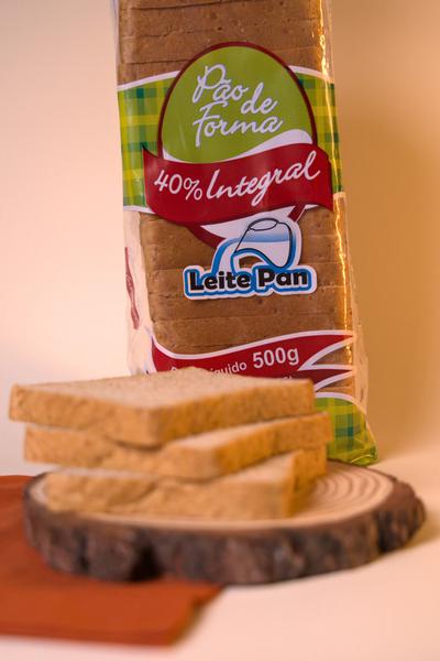 PAO DE FORMA INTEGRAL 400G LEITE PAN