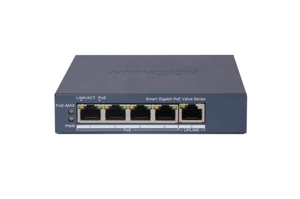 SWITCH HIKVISION 4P GE POE +1P GE DS-3E1505P-EI/M